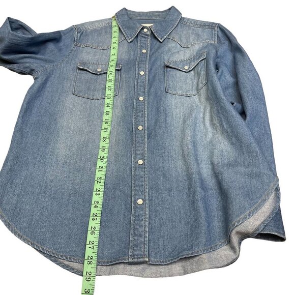 Universal Thread Goods Women Blue Denim Long Sleeve Button Up Shirt Top Size M - Picture 9 of 13